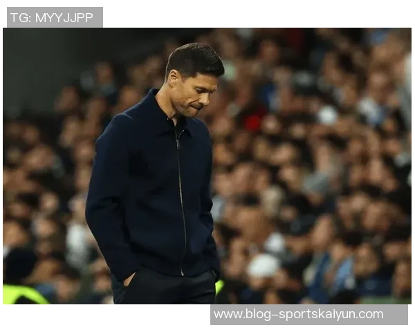 阿隆索与弗里克携手展望西超杯决战时刻共庆奖杯荣耀